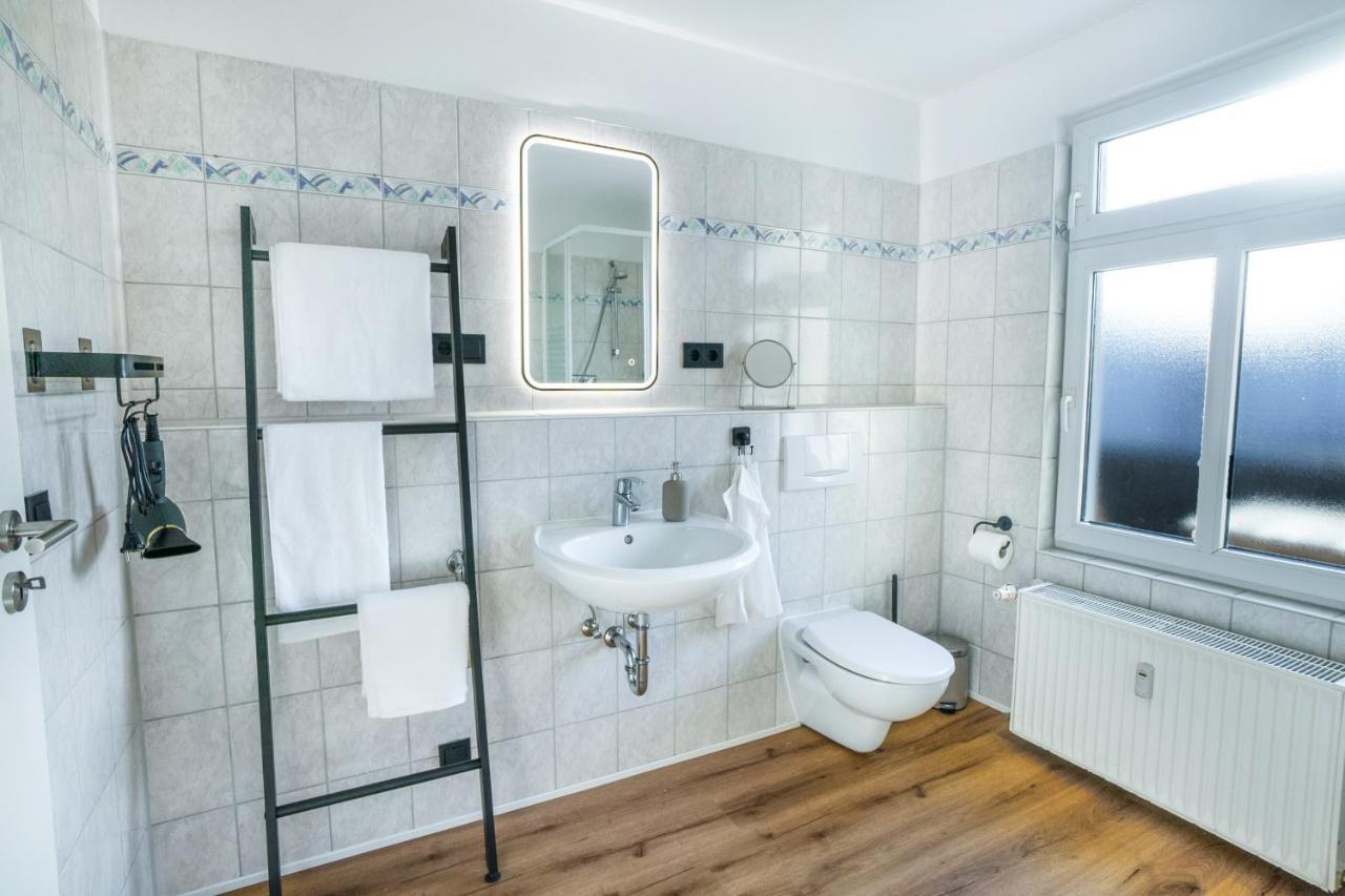 Levax Living - Cozy - Clarapark - Citynah Lejlighed Leipzig Eksteriør billede